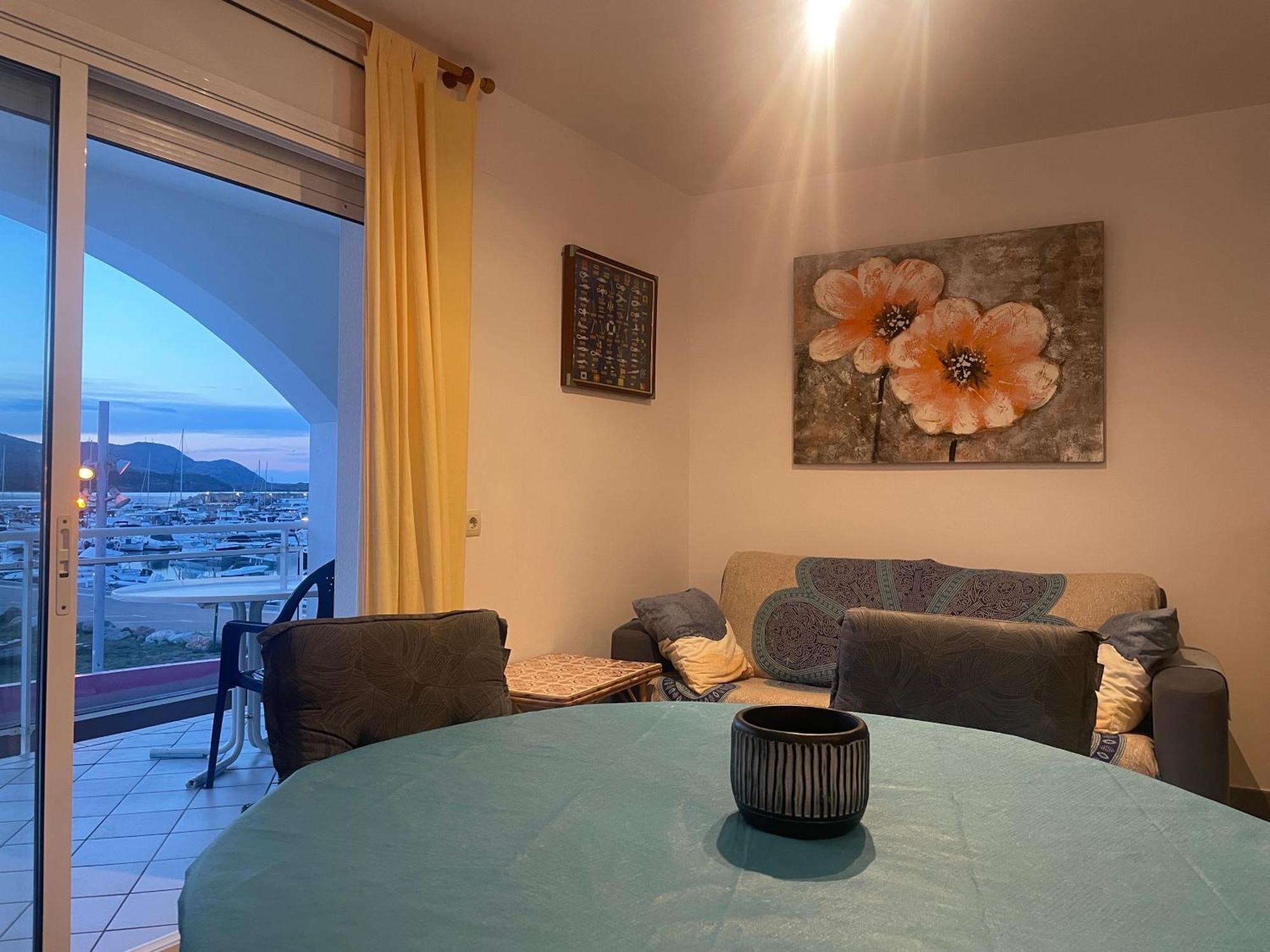 Platja Del Port Apartment Llanca Bagian luar foto