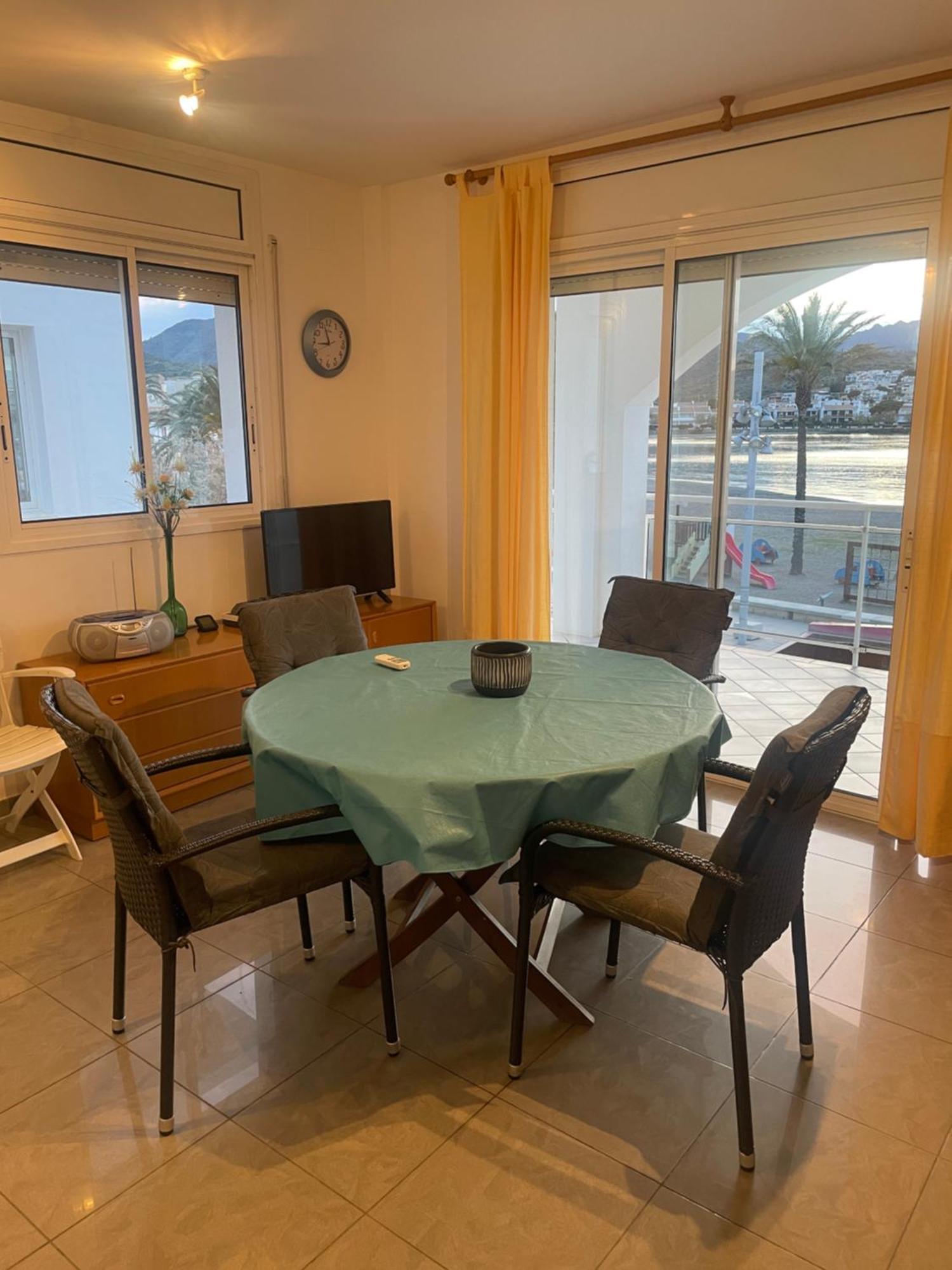 Platja Del Port Apartment Llanca Bagian luar foto