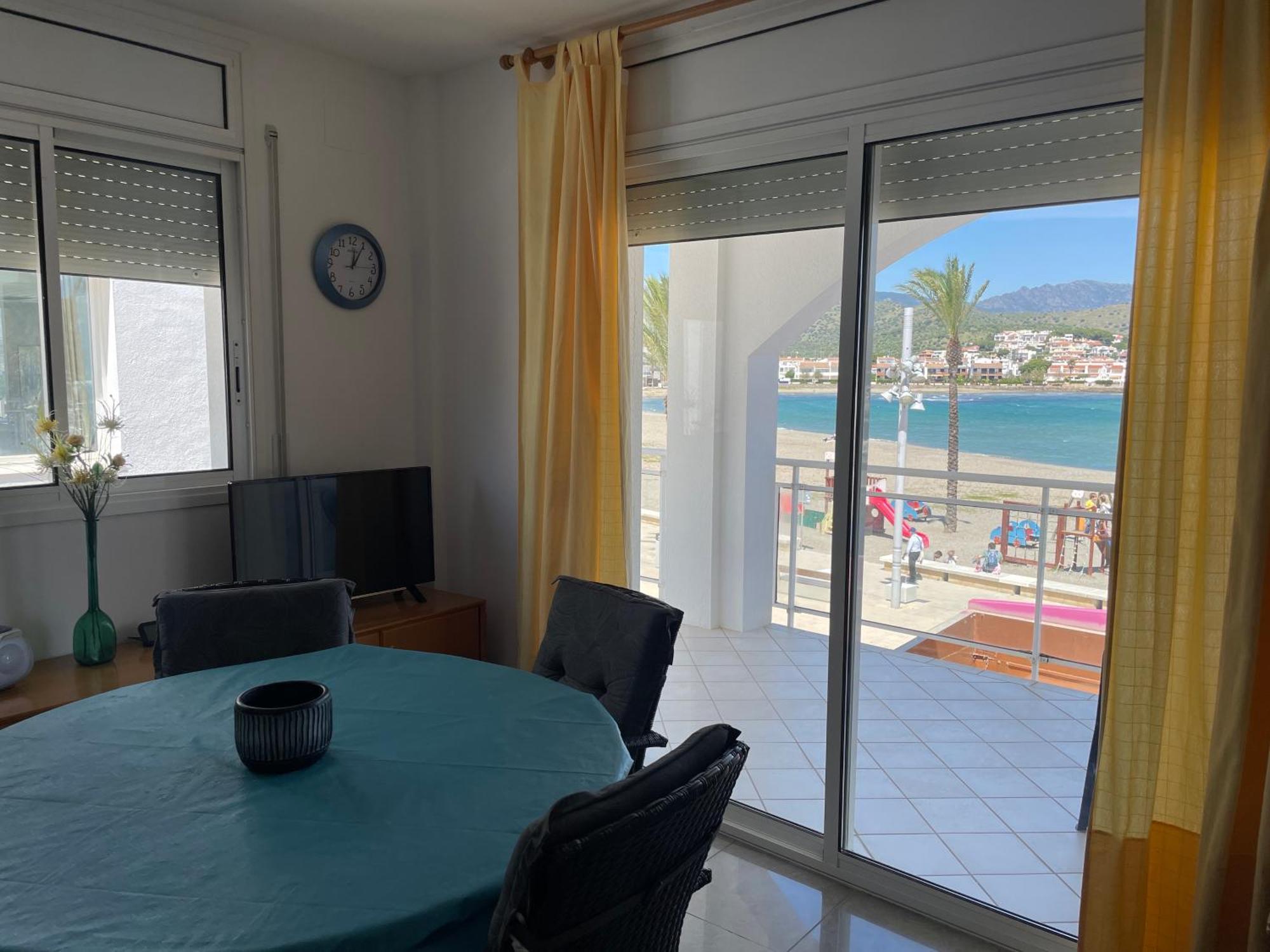 Platja Del Port Apartment Llanca Bagian luar foto