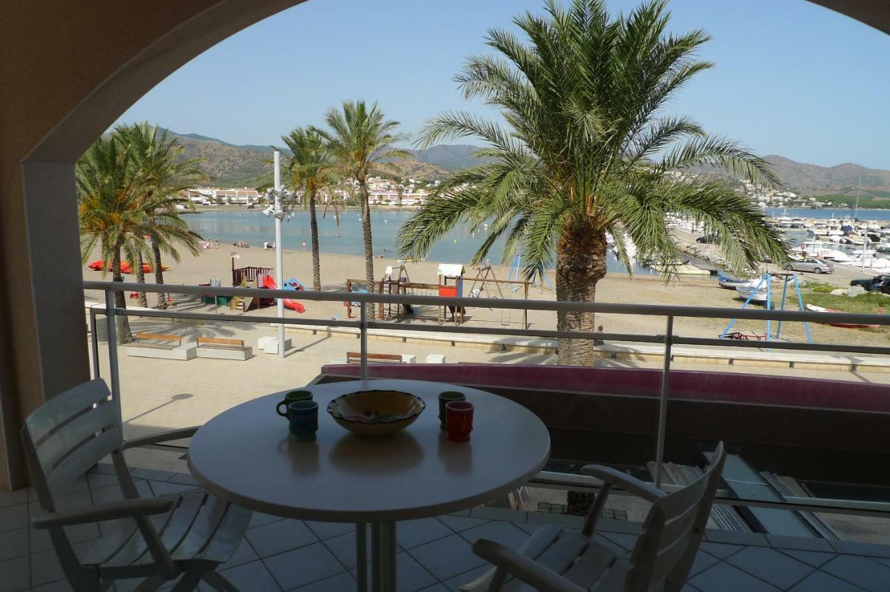 Platja Del Port Apartment Llanca Bagian luar foto