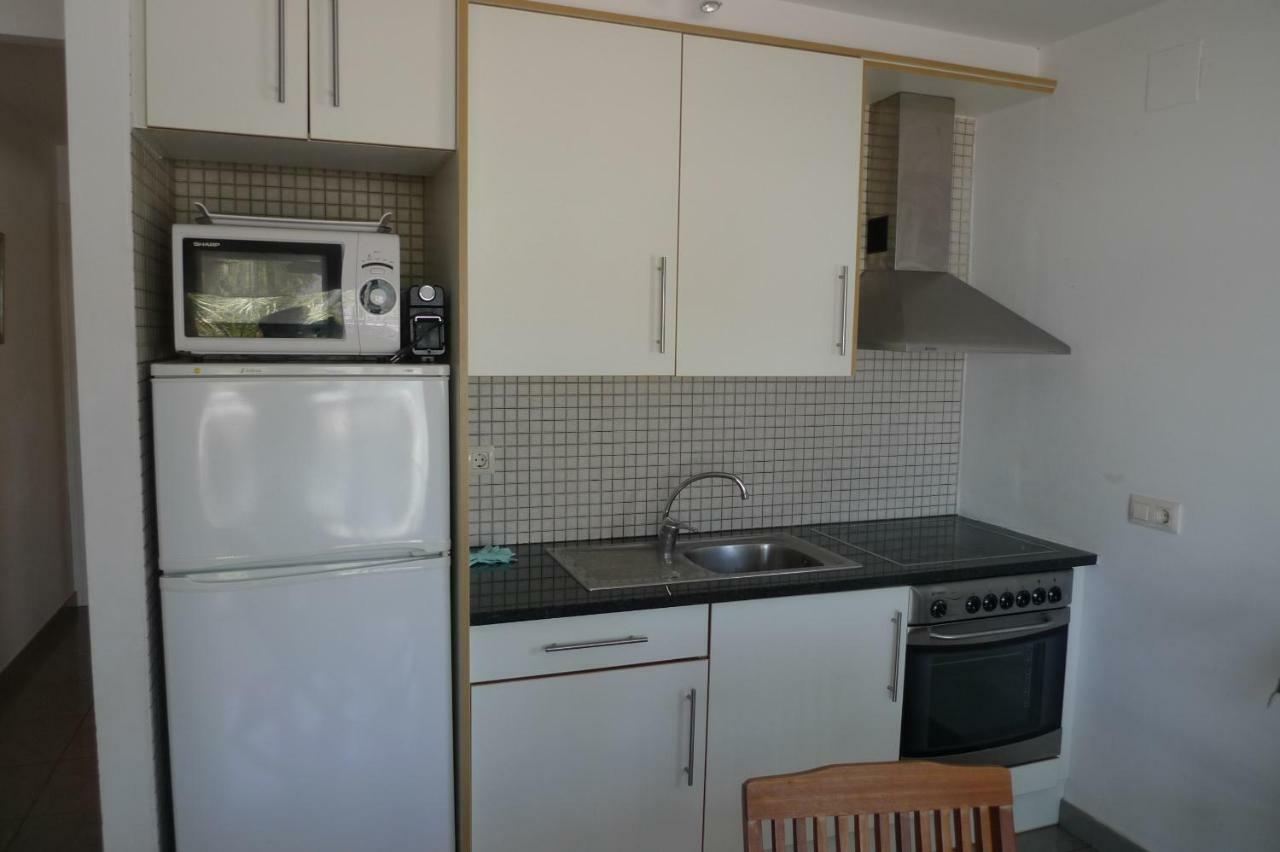 Platja Del Port Apartment Llanca Bagian luar foto