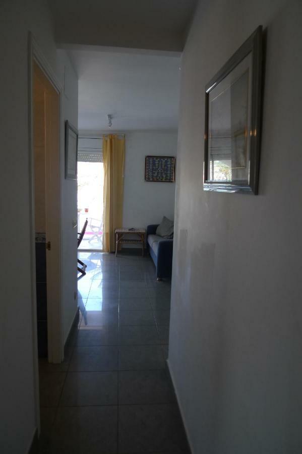 Platja Del Port Apartment Llanca Bagian luar foto